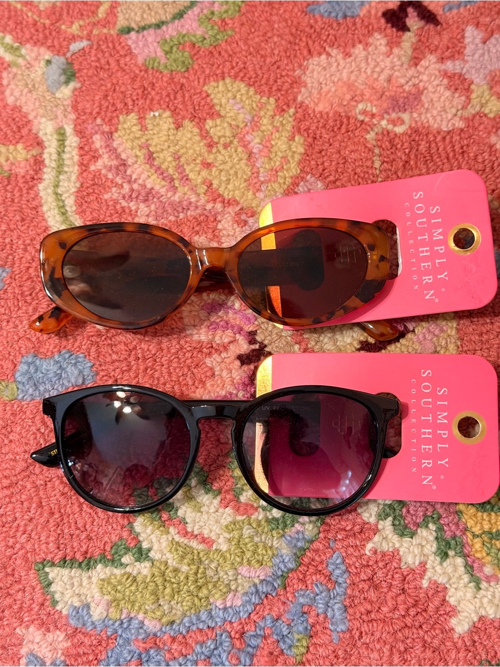 Simply Southern Womens Sunglasses-Tortoiseshell Pair and Black Pair -Set Of Two